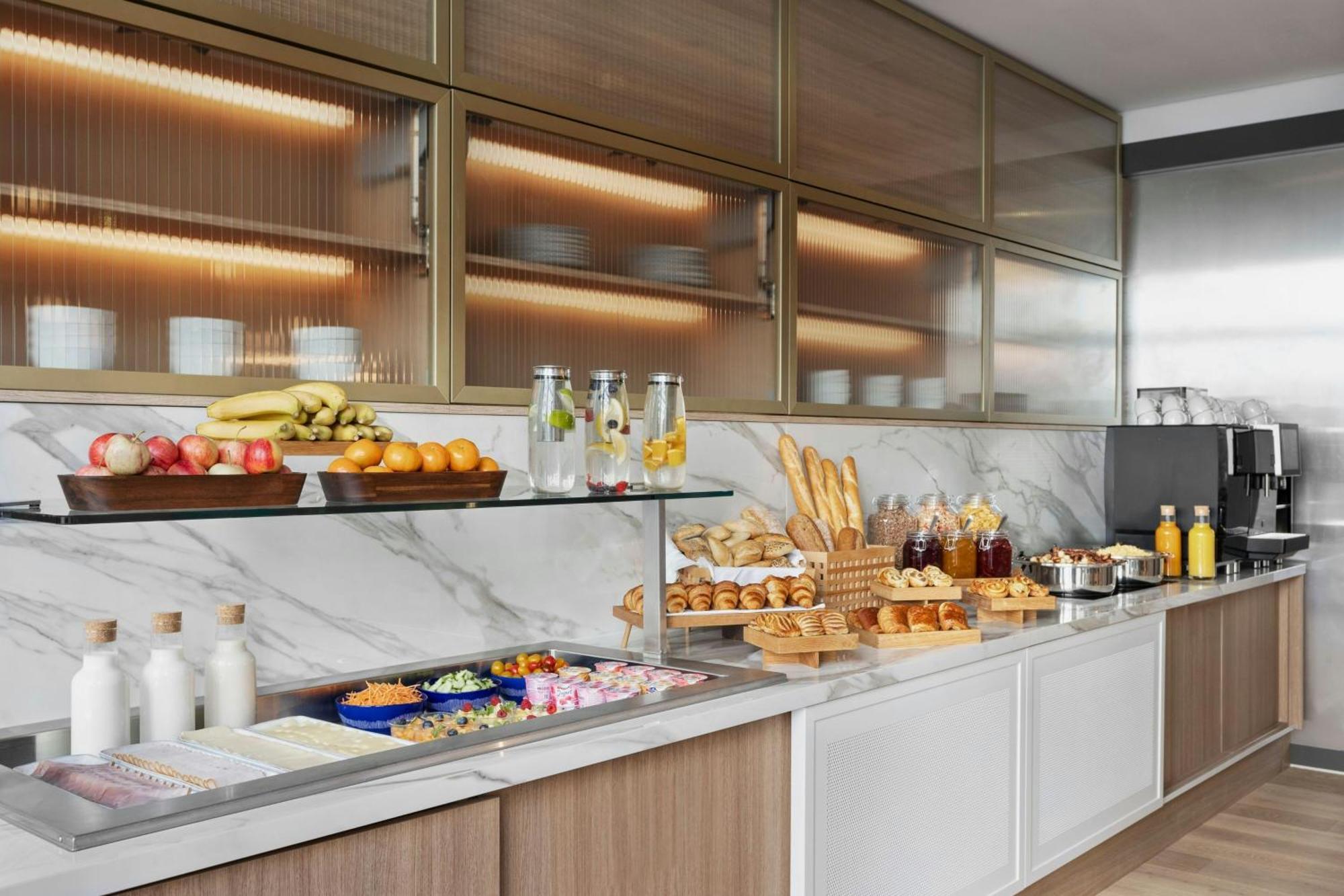 Hotel Courtyard By Marriott Biel Bienne Extérieur photo