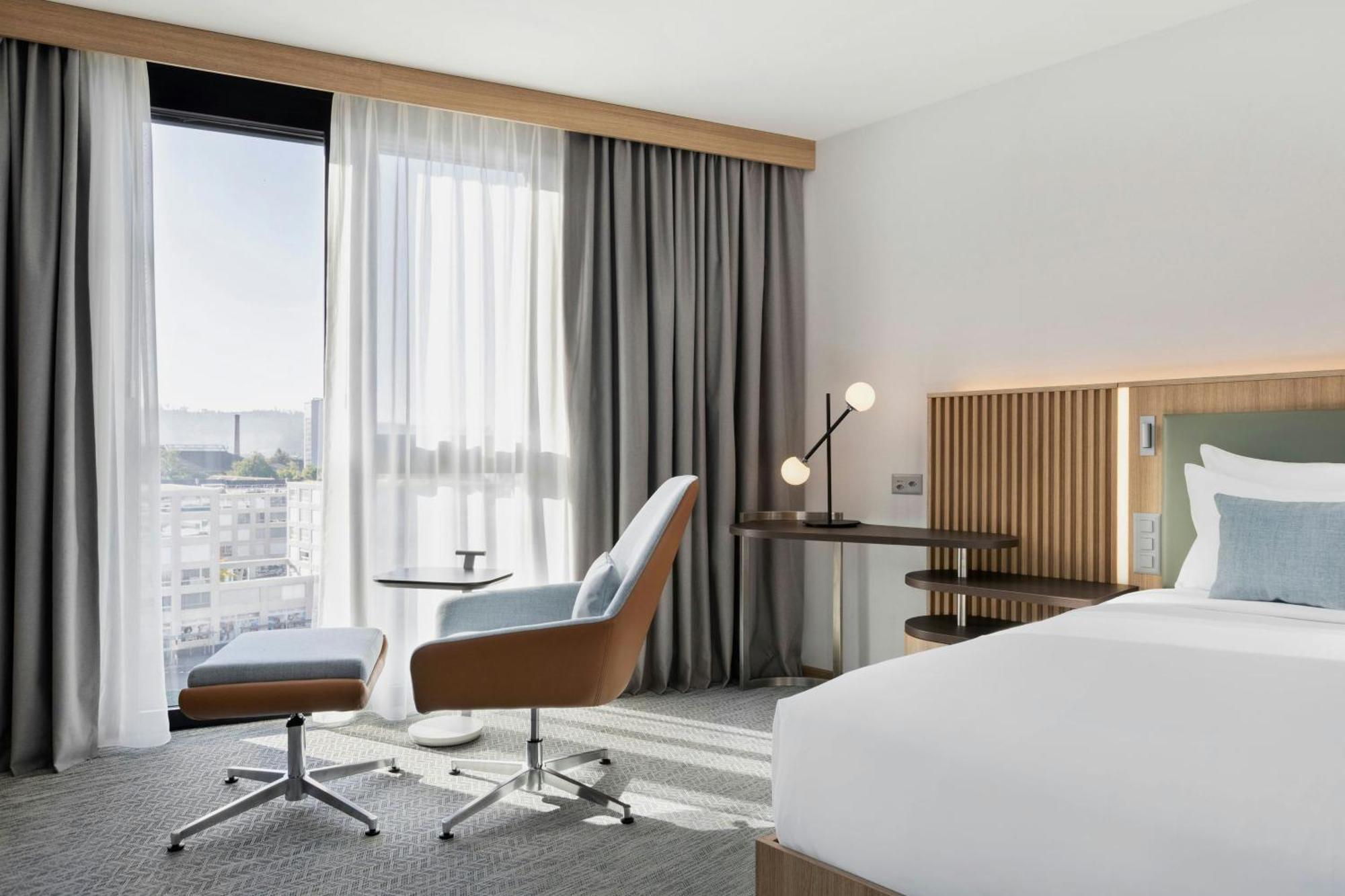 Hotel Courtyard By Marriott Biel Bienne Extérieur photo