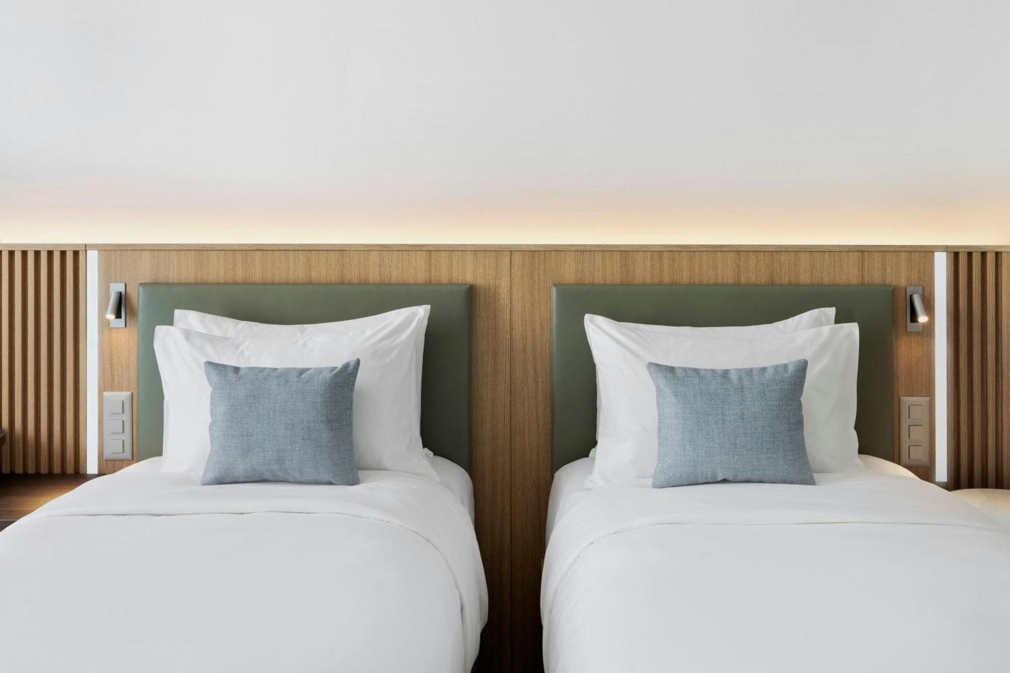Hotel Courtyard By Marriott Biel Bienne Extérieur photo