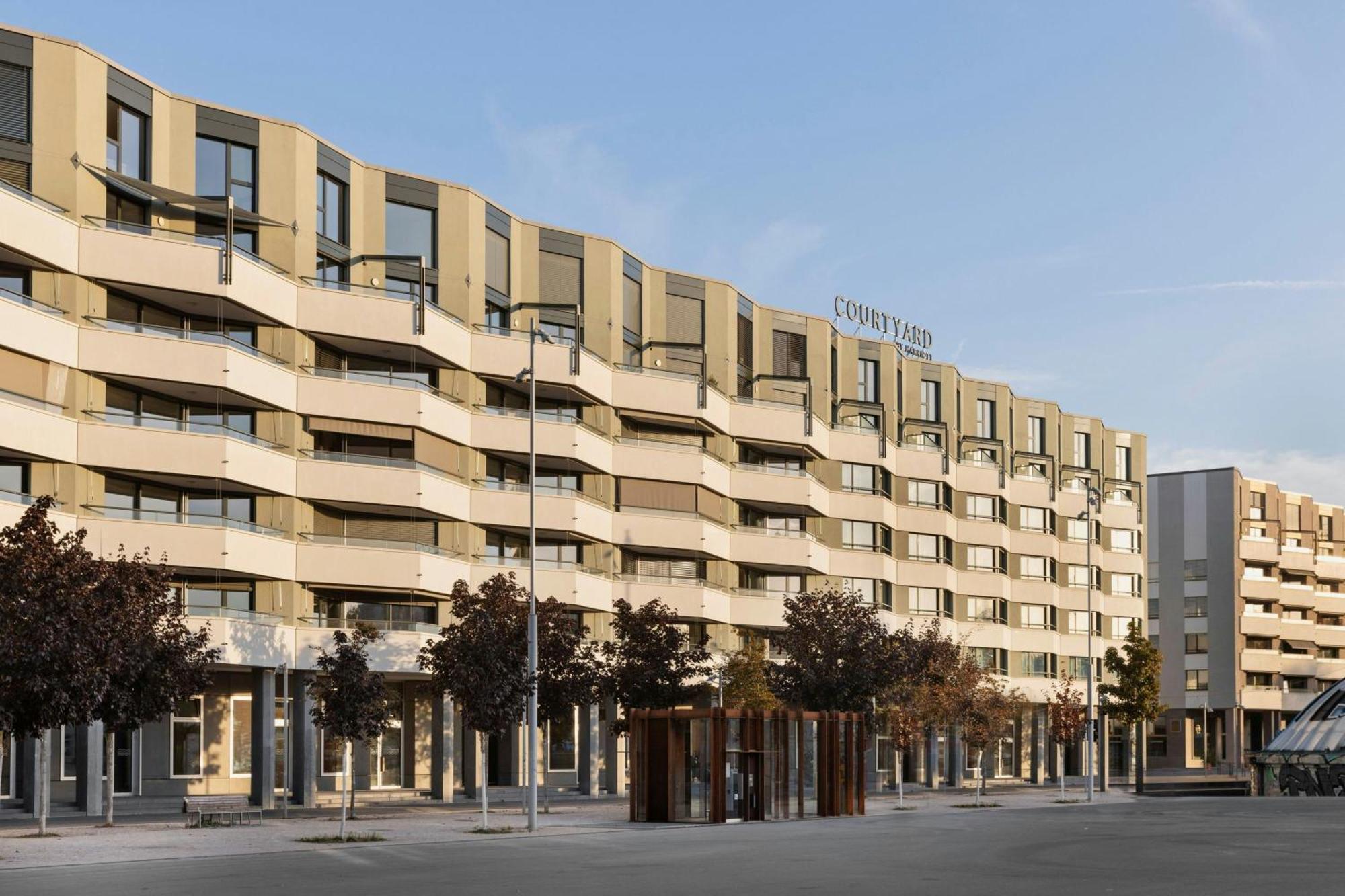 Hotel Courtyard By Marriott Biel Bienne Extérieur photo