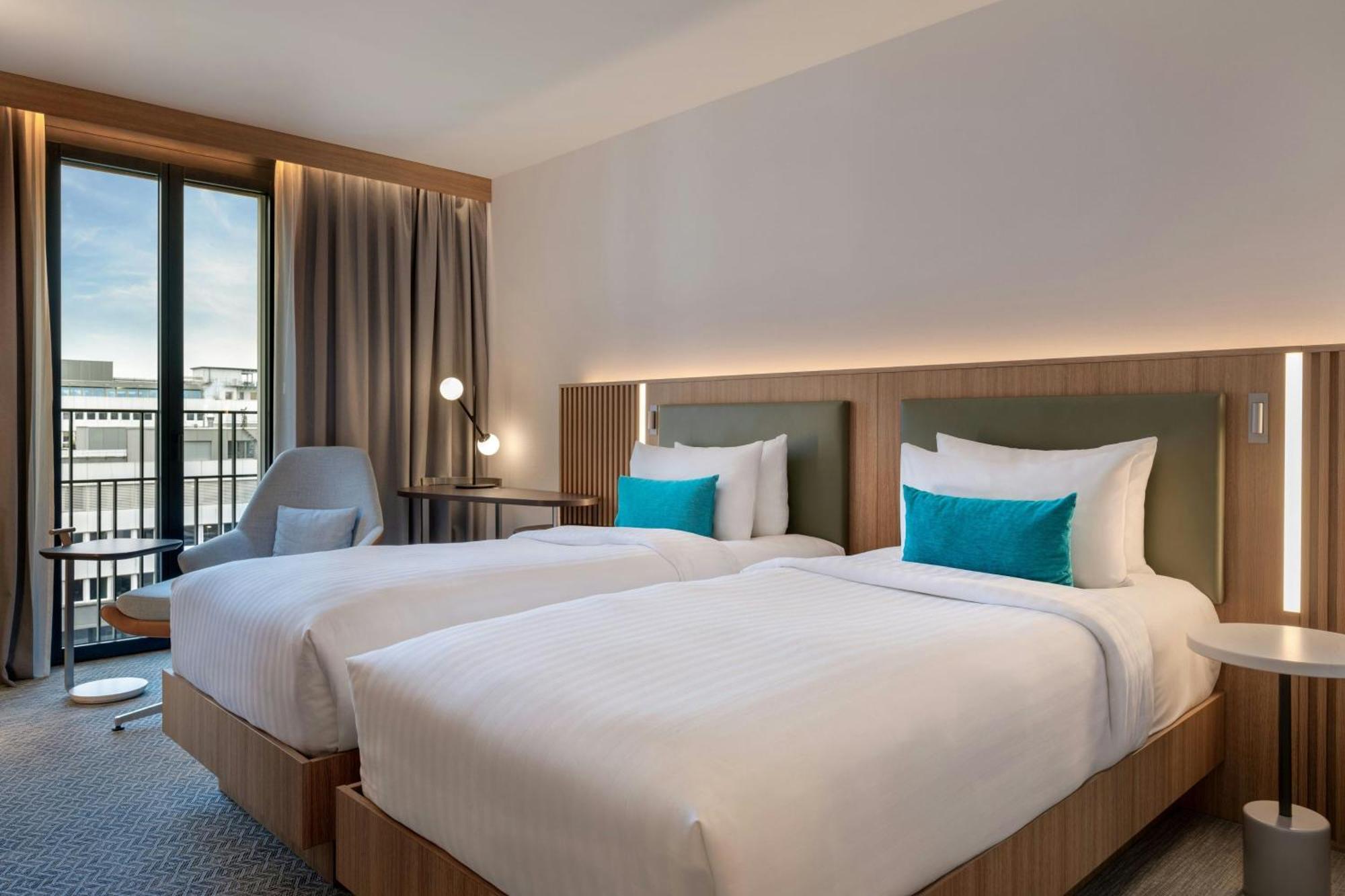 Hotel Courtyard By Marriott Biel Bienne Extérieur photo